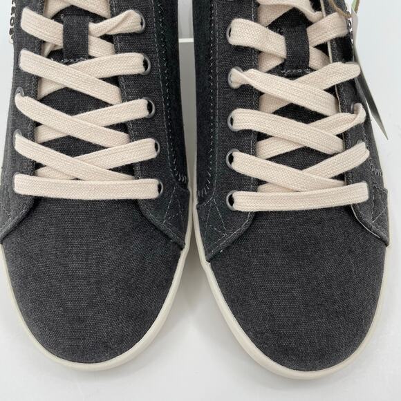 Taos Active Women's “Star” Canvas Sneakers Charcoal NIB Sz. 9.5M ** Runs Small** - Picture 2 of 13